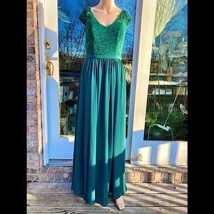 Belsoie Green Lace Ethereal Classic Formal Prom Dress